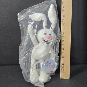 General Mills Breakfast‎ Baby Trix Rabbit Bean Bag Plush Toy - NEW SEALED 1997